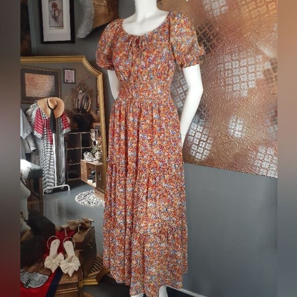 Floral Bohemian Ruffled Maxi Dress - Picture 15 of 16